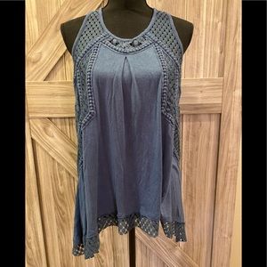 Boutique tank